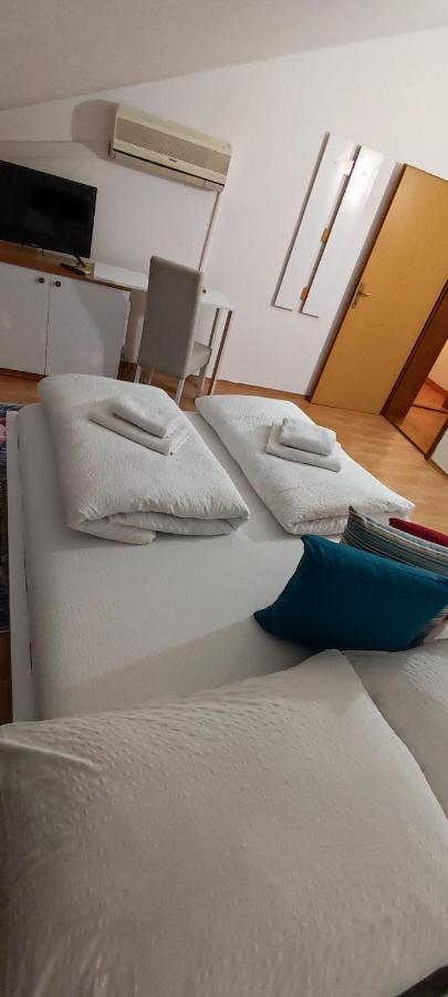 Villa Monera Apartments & Rooms & Free Garage موستار المظهر الخارجي الصورة