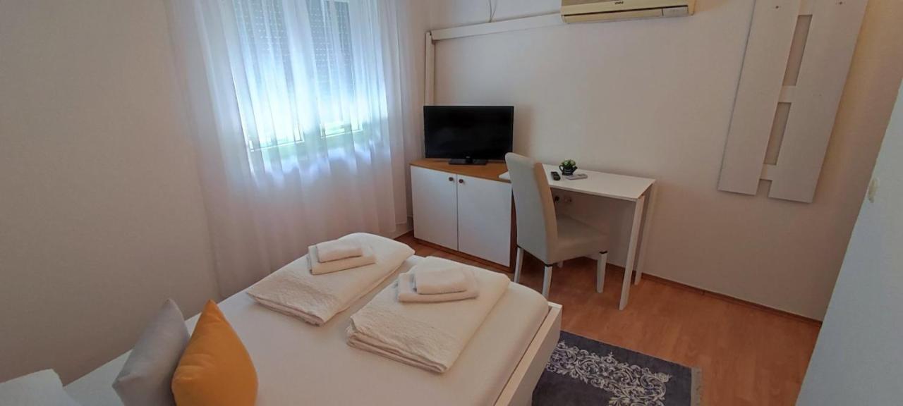 Villa Monera Apartments & Rooms & Free Garage موستار المظهر الخارجي الصورة