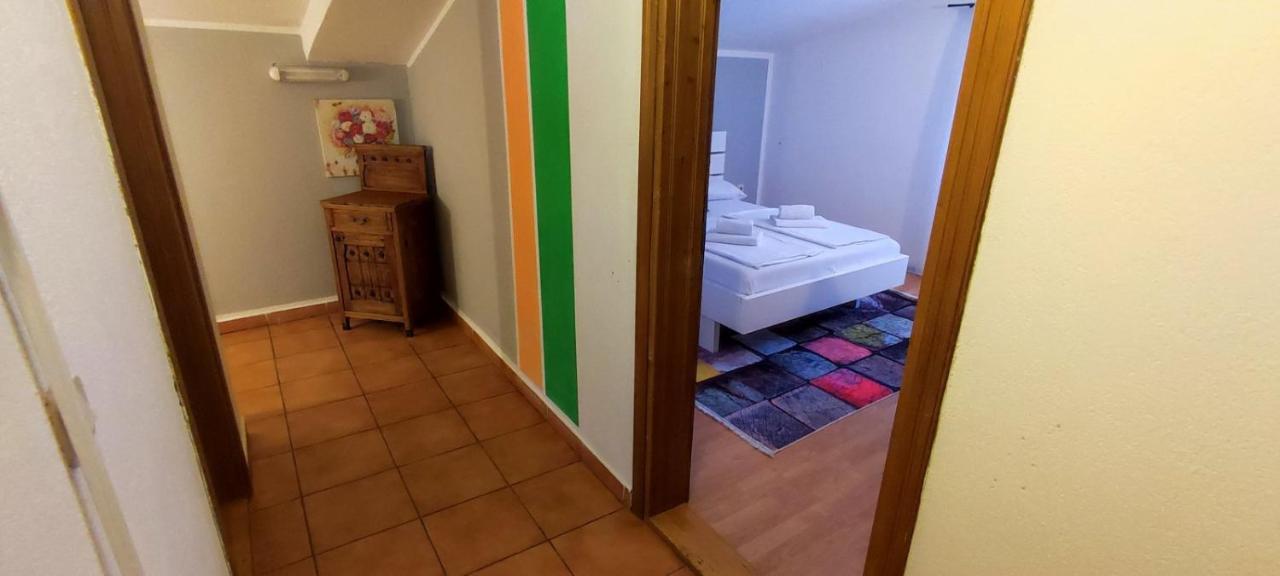 Villa Monera Apartments & Rooms & Free Garage موستار المظهر الخارجي الصورة