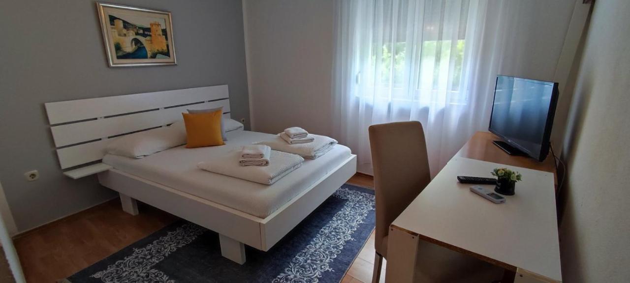 Villa Monera Apartments & Rooms & Free Garage موستار المظهر الخارجي الصورة