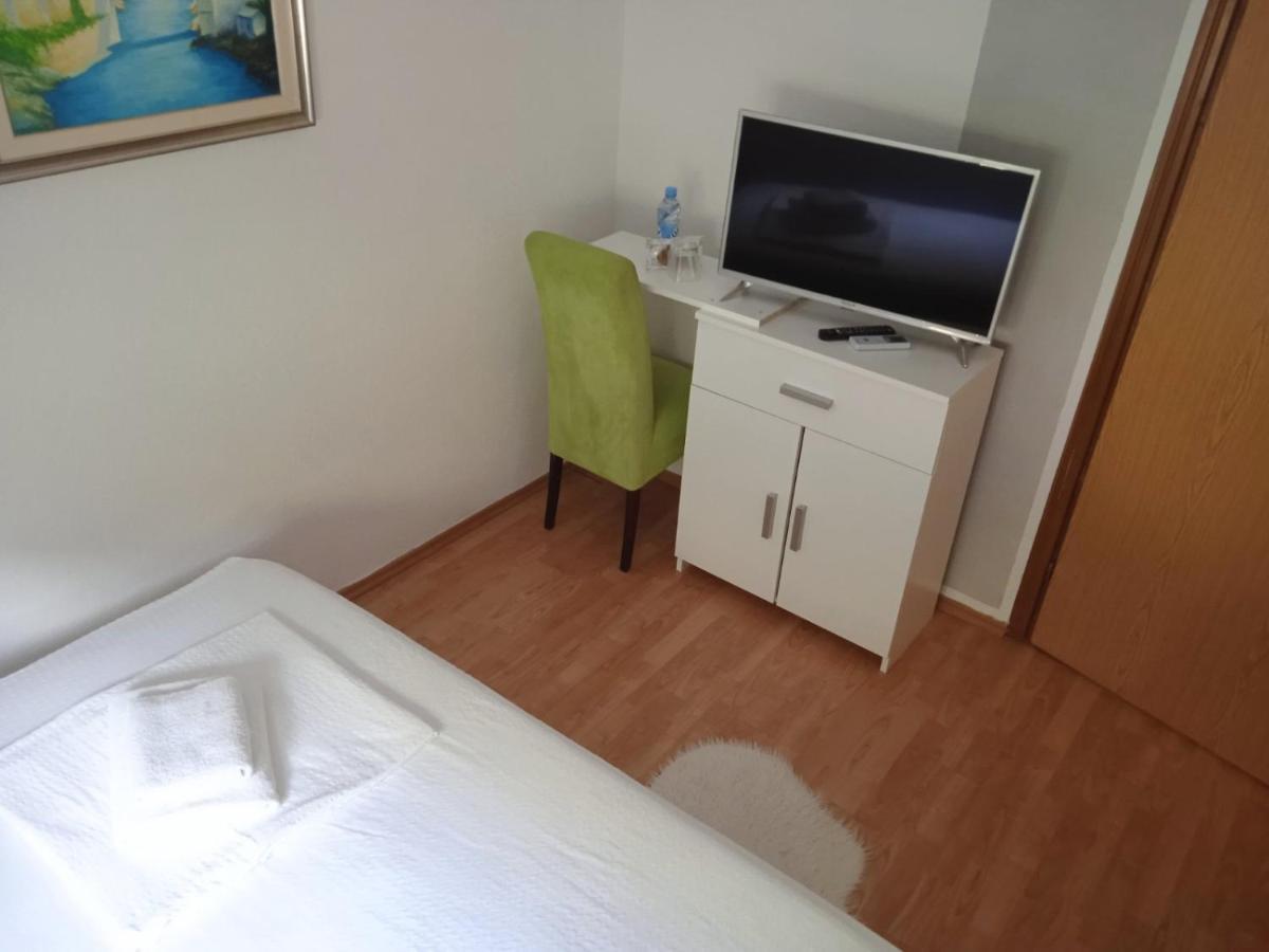 Villa Monera Apartments & Rooms & Free Garage موستار المظهر الخارجي الصورة